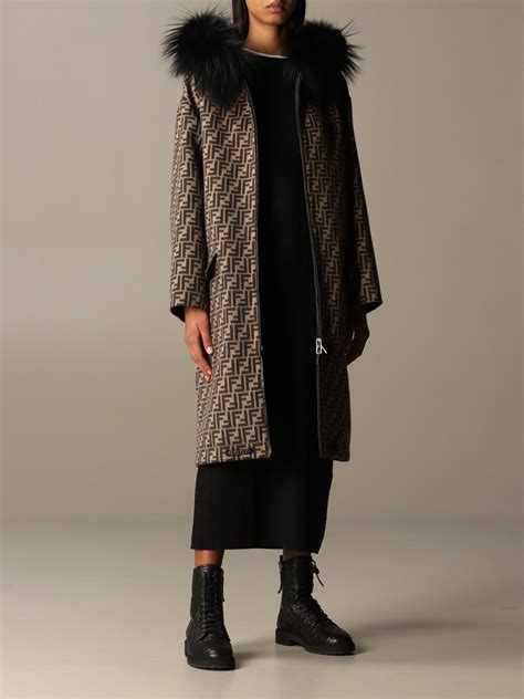 fendi cappotto arancione|Cappotti Fendi in Tela Arancione taglia 50 IT .